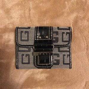 Guess Wallet